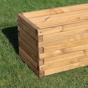 1.4m Pine Raised Trough Planter