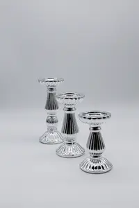 3pc Pillar Candle Staggered Holder Set