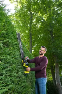 Ryobi ONE+ 55cm Hedge Trimmer 18V RY18HT55A-0 - TOOL ONLY