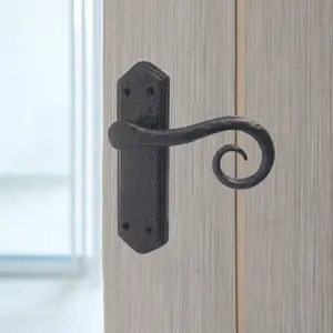 AFIT Black Iron Lever Door Handles on Backplate Curly Tail Pattern - Latch