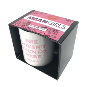 Mean Girls She Doesnt Even Go Here Mug White/Pink (One Size)