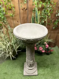 Roman Design very detailed Stone cast Birdbath