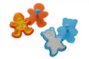 Maison by Premier Hallie Gingerbread Man Cookie Cutters And Stamps