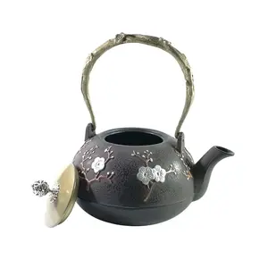 Buckingham Cast Iron Japanese Teapot 1300 ml + Star trivet 18 cm   in wooden Gift Box