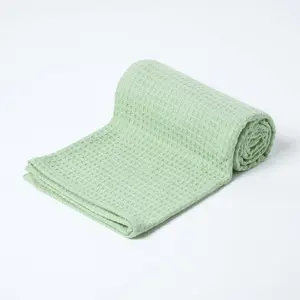 Homescapes Organic Cotton Waffle Baby Blanket Sage Green, 125 x 150 cm