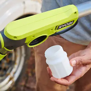 Ryobi ONE+ Water Fed Telescopic Scrubber 18V RWTS18-0 Tool Only - NO BATTERY OR CHARGER SUPPLIED