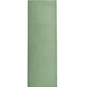 Maestro Collection Solid Design Rug in Green