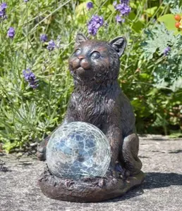 Solar Powered Garden Ornaments Outdoor Cat Statue With Multicoloured LED Lights Weatherproof Durable Animal Solar Garden Lights