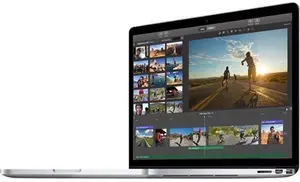 Macbook Pro Retina 13-Inch (2015) - Core i5 - 8GB SSD 256 QWERTY - English