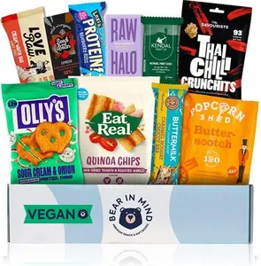 Vegan Hamper: Premium Vegan Treats Hamper & Gift Box - Ultimate Vegan Hampers Gift Baskets For Men & Women - Vegetarian Hamper Gifts For Veganuary