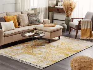 Vintage Area Rug 140 x 200 cm Yellow and Beige BOYALI