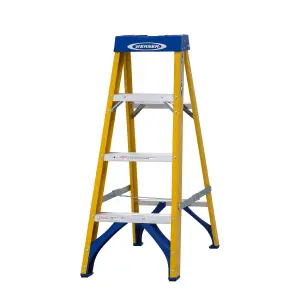 Werner 4 tread Fibreglass Step Ladder (H)1.12m