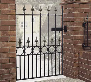 Balmoral Premium Range Spear Top Single Gate - Steel - Fits Gap of 1067 mm x 1168 mm High - Electro Galv./Black Powder Coated