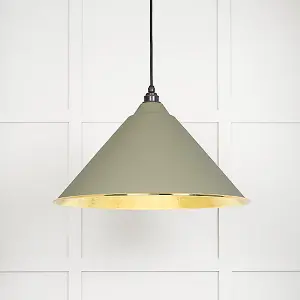 Hammered Brass Hockley Pendant in Tump