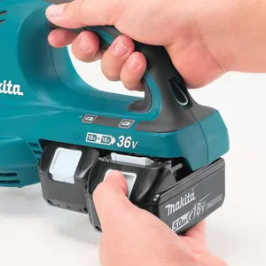 Makita DUB361RFE 18v 36v LXT Cordless Li-Ion Twin Garden Leaf Blower + Batteries