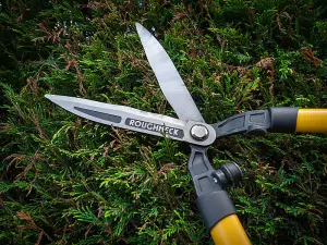 Roughneck XT Pro Hedge Shears 635mm