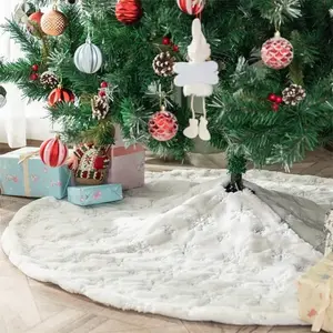 Faux Fur Tree Skirt