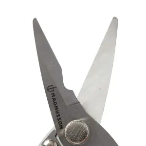 Magnusson Pruner