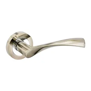 Smiths Architectural Lunar Door Handle Silver/Nickel (One Size)