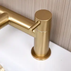 Flode Kumla Bath Filler - Brushed Brass