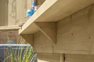 Shiplap PTR 4x6 Apex Garden Bar