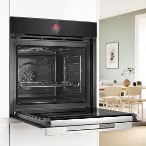 Bosch Series 8 HBG7741B1B Built-in Single Multi-function pyrolytic Oven - Black