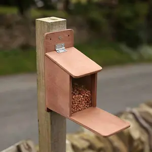 Squirrel Feeder - Plywood - L29 x W13 x H28 cm