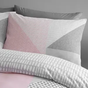 Larsson Geo Duvet Cover Set Pink / Kingsize - 2 Standard Pillowcases