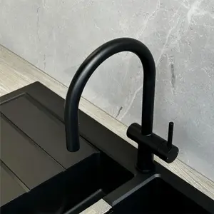 Liquida W19BL Single Lever Pull Out Head Black Kitchen Mixer Tap