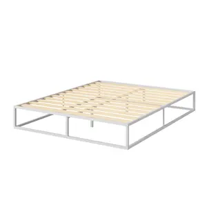 Dekker Minimal Metal Bed - 25 cm High White / UK Double - DE (135 x 190 cm)