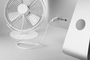 Stadler Form PORTABLE DESK fan Tim, cools quietly with variable speed control, USB cable, ideal for bedroom, office. White