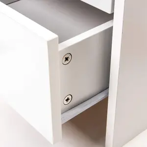 Chest of 3 Drawers White Bedside Table Metal Handles and Runner