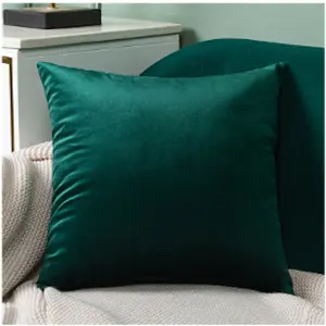 Nayelee Square Throw Pillow Cover (Set of 4) Dark Green