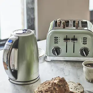 Cuisinart Style Light Pistachio Multi-Temp Kettle & 4 Sl Toaster Breakfast Set