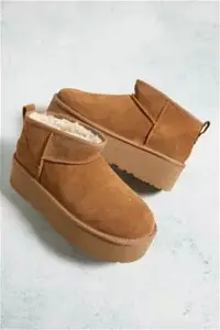 UGG Chestnut Classic Ultra-Mini Platform Boots - Brown UK 7 At Urban Outfitters