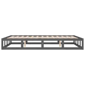 Berkfield Bed Frame Grey 135x190 cm Double Solid Wood