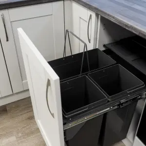 68L Integrated Pull Out Kitchen Waste & Recycling Bin for 500mm Cabinet Under Counter Storage 1 x 34L + 2 x 17L Compartments