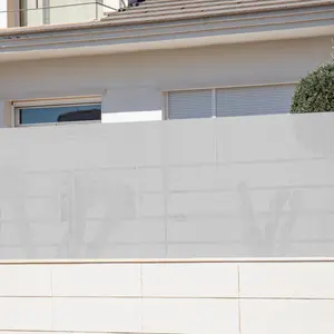 White Privacy Fence White / 2 cm H x 3 cm W x 0.3 cm D