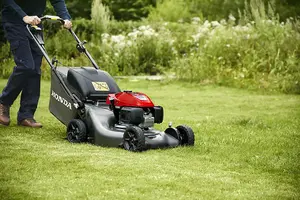 Honda HRN536VK Variable Speed Smart Drive Lawn Mower 53cm