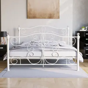 Vida Designs Chicago White 5ft King Size Metal Bed Frame