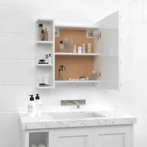 Berkfield Mirror Cabinet with LED High Gloss White 70x16.5x60 cm