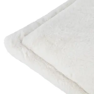 furn. Kallu Faux Fur Feather Rich Cushion