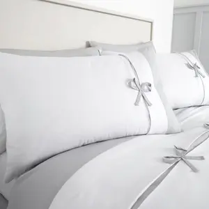 Milo Bow Duvet Cover Set with Pillowcases White / Double Duvet Cover + 2 Standard Pillowcases