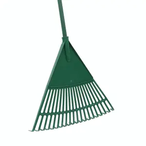 JVL Outdoor Garden Lawn Leaf Rake with Telescopic Handle, Green