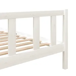 Berkfield Bed Frame White Solid Wood 120x200 cm