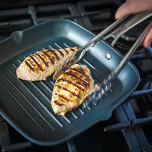 Stellar Cast Iron Grill Pan Black