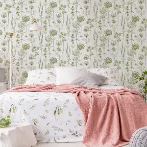 Superfresco Easy Green Floral Smooth Wallpaper Sample