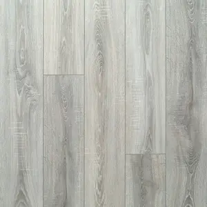 Woodl Wyre Oak Brown Wood Effect 8mm Laminate Flooring For Home (All Rooms), & Contract Commercial Usage 1.99 m²Per Pack