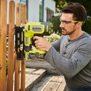 Ryobi 64mm 18V Li-ion One+ Cordless Nail gun (Bare Tool) - R16GN18-0