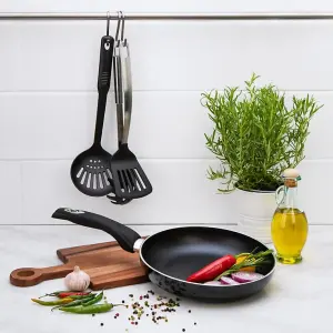 Pendeford Diamond Collection Frying Pan Black (24cm)